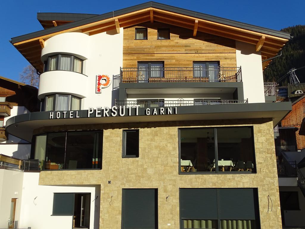 Hotel Garni Persutt Ischgl Exteriör bild