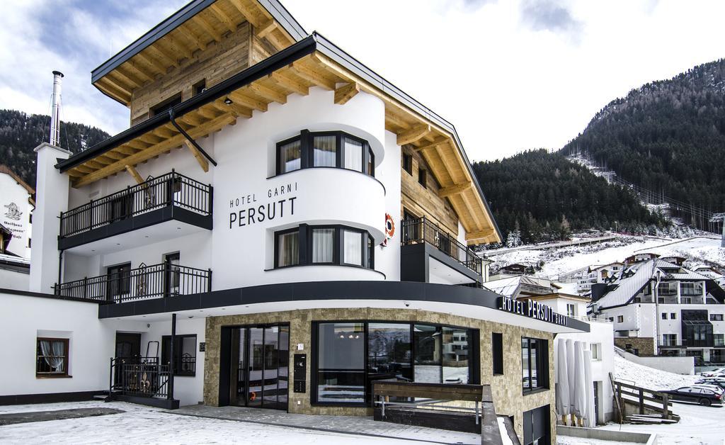Hotel Garni Persutt Ischgl Exteriör bild