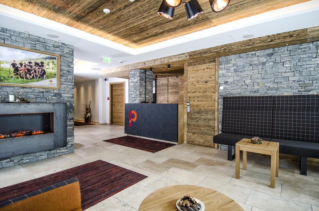 Hotel Garni Persutt Ischgl Exteriör bild